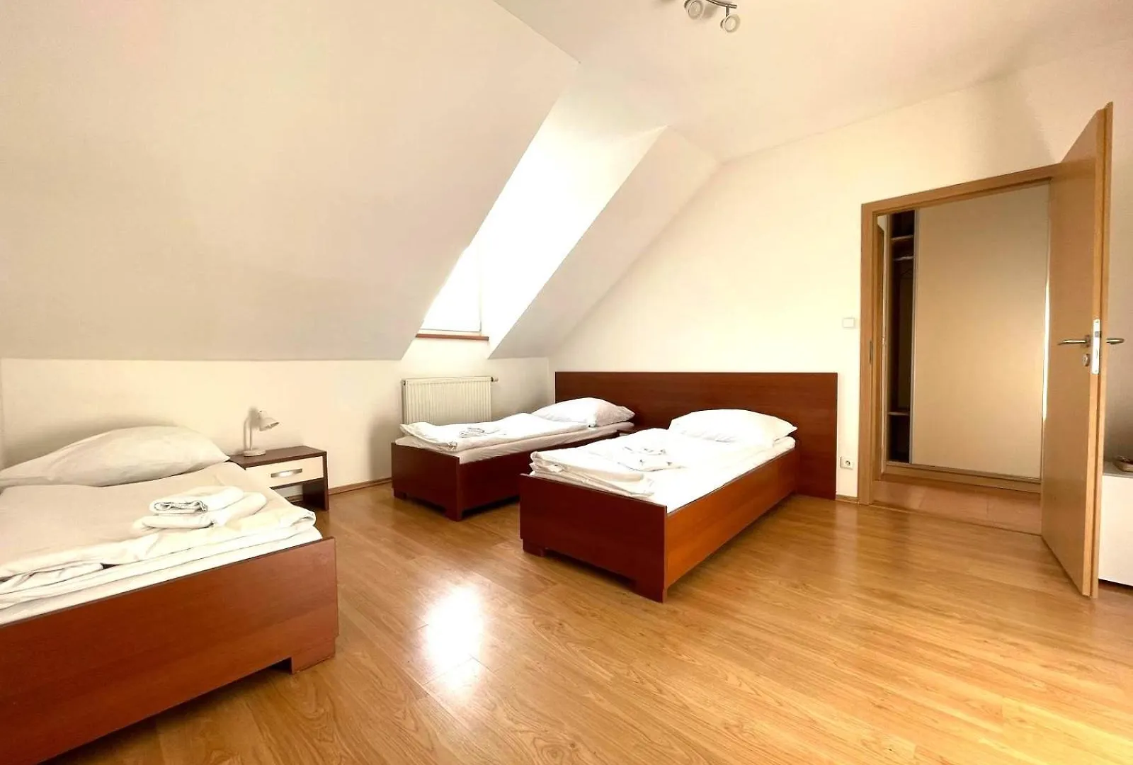 Blatensky Dvur Guest House Pardubice